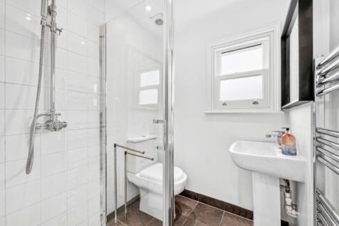 bathroom2 (4).jpg