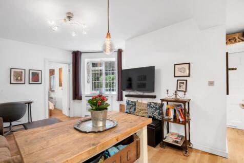 Kitchen/Reception