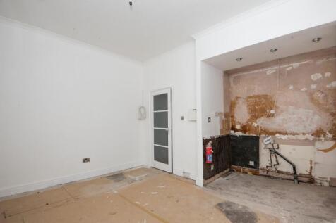 Kitchen/Reception