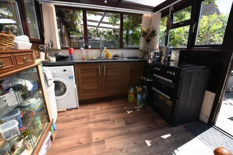 Conservatory / Atility Area