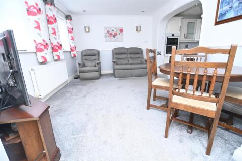 Dinning Room / 2nd Lounge
