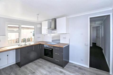 Kitchen / Dinder