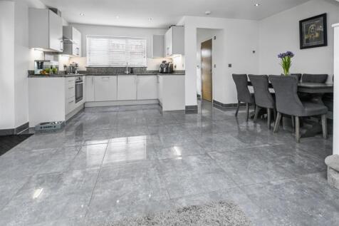 Lounge / Kitchen / Diner