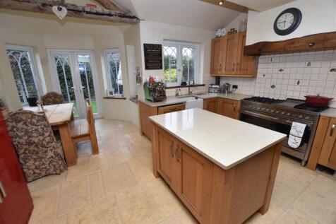 L Shaped Kitchen Diner