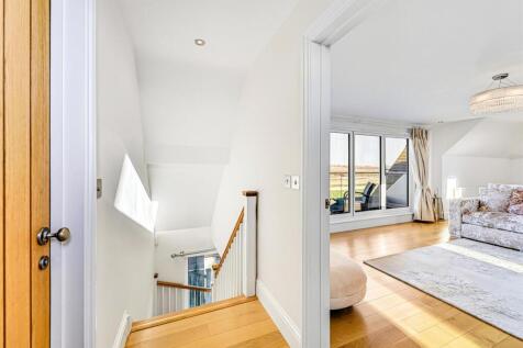 Second Floor Landing