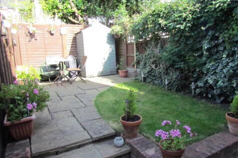 Courtyard Garden: