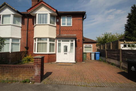 3 Bedroom Semi Detached for Rent