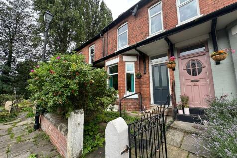 3 bedroom MIDDLE TERRACE Property for rent