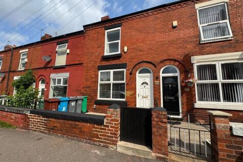 2 Bedroom Terraced for Rent