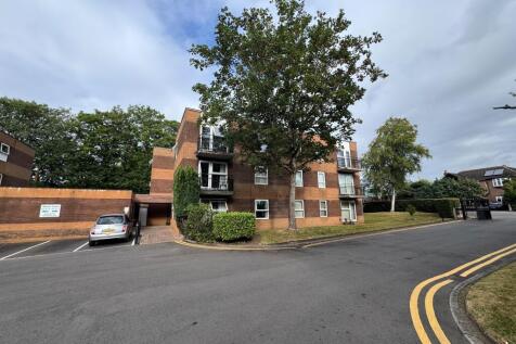 1 Bedroom Flat for Let