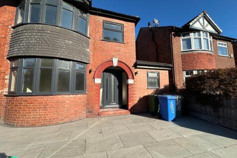 3 Bedroom Detached for Let