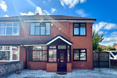 4 Bedroom Semi Detached for Sale