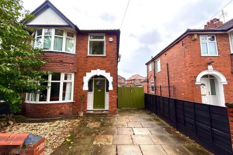 3 Bedroom Semi Detached for Rent