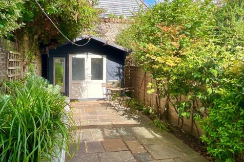 Garden With Summerhouse
