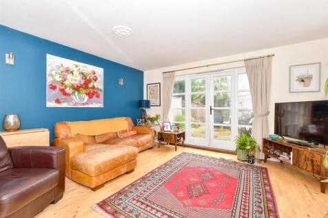 Sitting/Dining Room