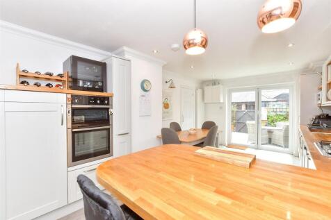 Kitchen/Dining/ Family Room