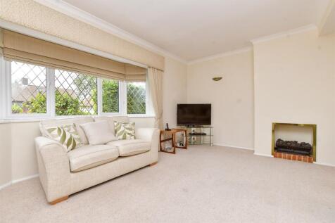 Lounge / Dining Room