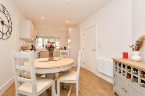 Kitchen / Breakfast Room
