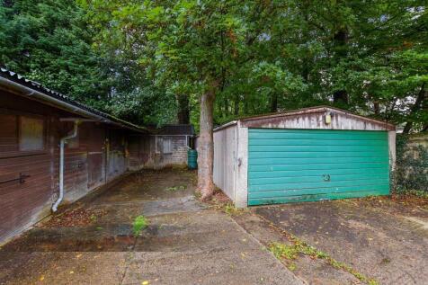 Workshop/Outbuildings