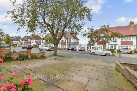 Driveway/Parking