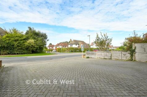 Driveway/Parking