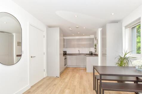 Lounge/Kitchen/Dining