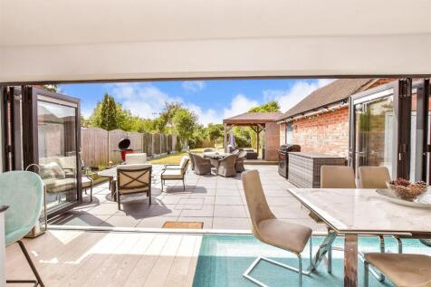 External Lifestyle Photograph