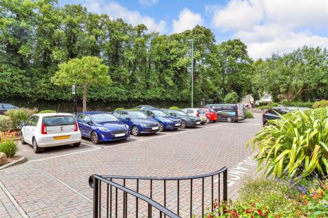 Driveway/Parking