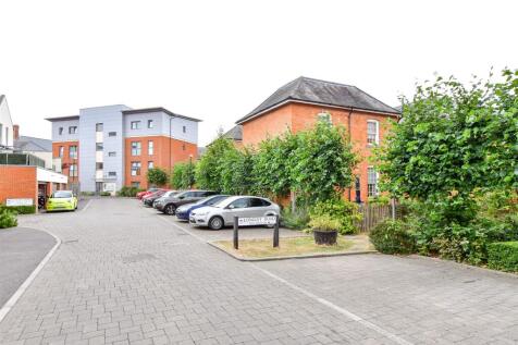 Driveway/Parking