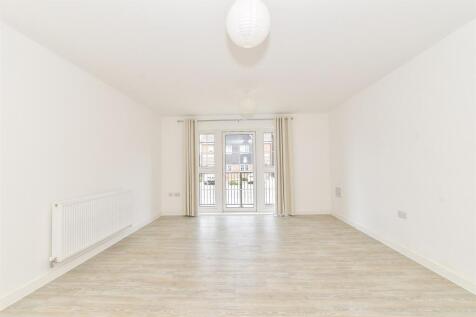 Lounge/ Kitchen