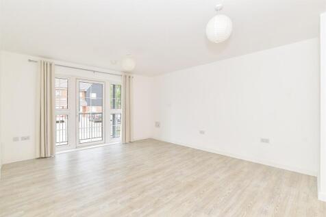 Lounge/ Kitchen