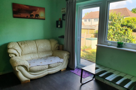 Lounge May