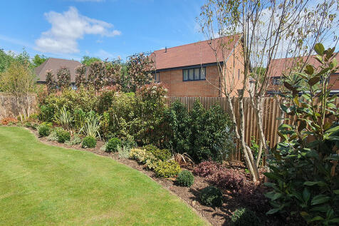 Rear Garden Lifestyle