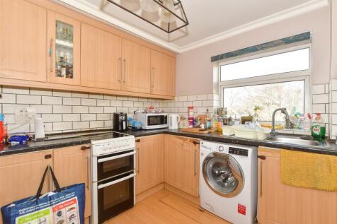 Lounge/Kitchen