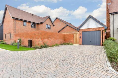 Driveway/Parking