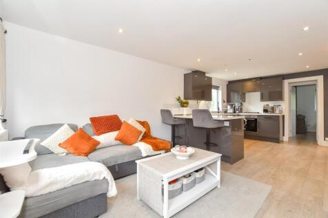 Lounge/Kitchen