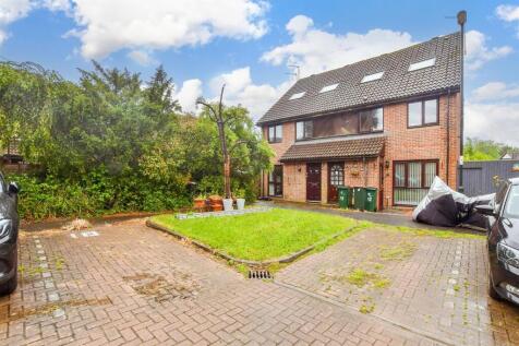 Driveway/Parking