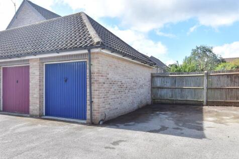 Driveway/Parking