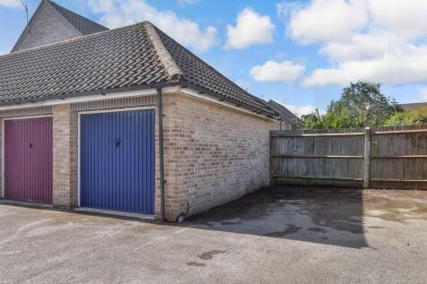 Garage/Parking