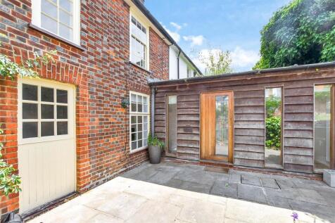Patio / Decking