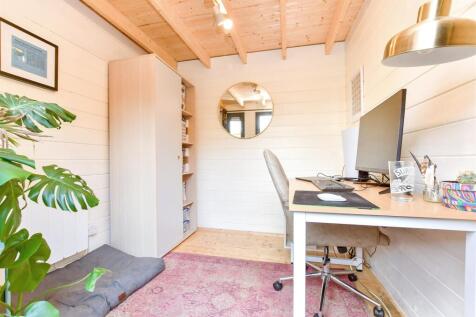 Workshop/Outbuildings