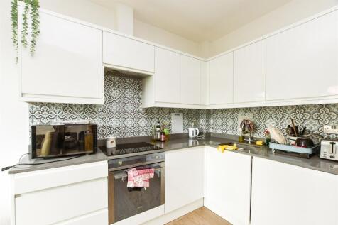 Kitchen/ Lounge