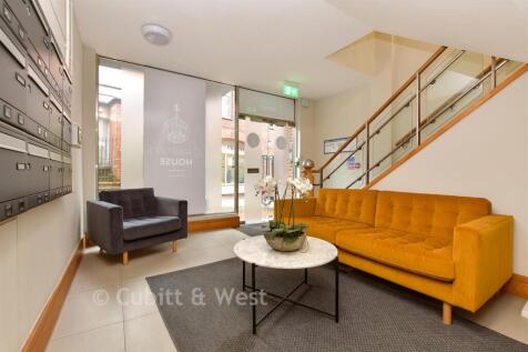 Internal Lifestyle Photograph