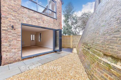 External Lifestyle Photograph