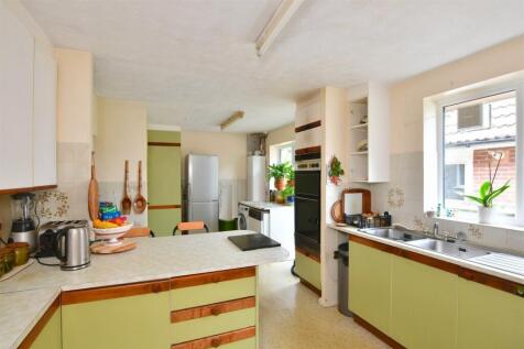 Kitchen/ Breakfast Room