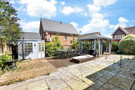 Patio / Decking