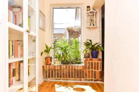 Internal Lifestyle Photograph