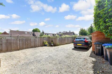 Driveway/Parking