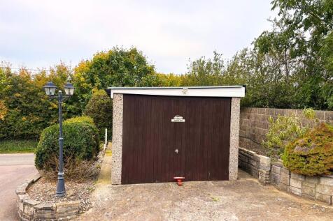 Double Garage