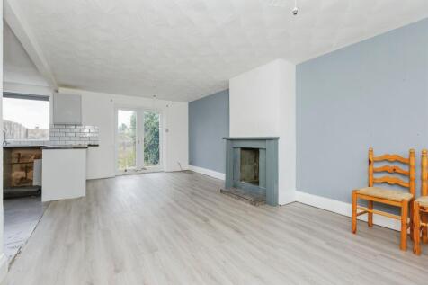 Open Plan Lounge/Kitchen: